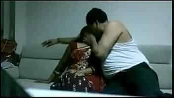 Indian desi wife in saree fucking Husband in house video