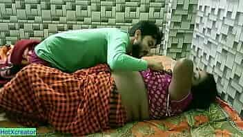 Desi Bhabhi sexy hot Dirt taking video