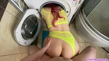 Big ass stuck in the washer and I fucked her video