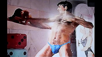 XXX भाई बहन की चुदाई स्पष्ट हिंदी आवाज Bollywood actor Akshay Kumar in blue underwear video