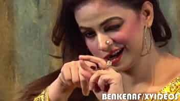 NIDA  CHAUDHARY FUCK SESSION DURING MUJRA video